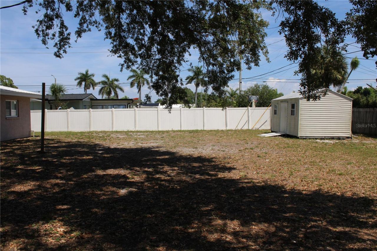 5911 7th Avenue Drive W, Bradenton, FL 34209 Photo