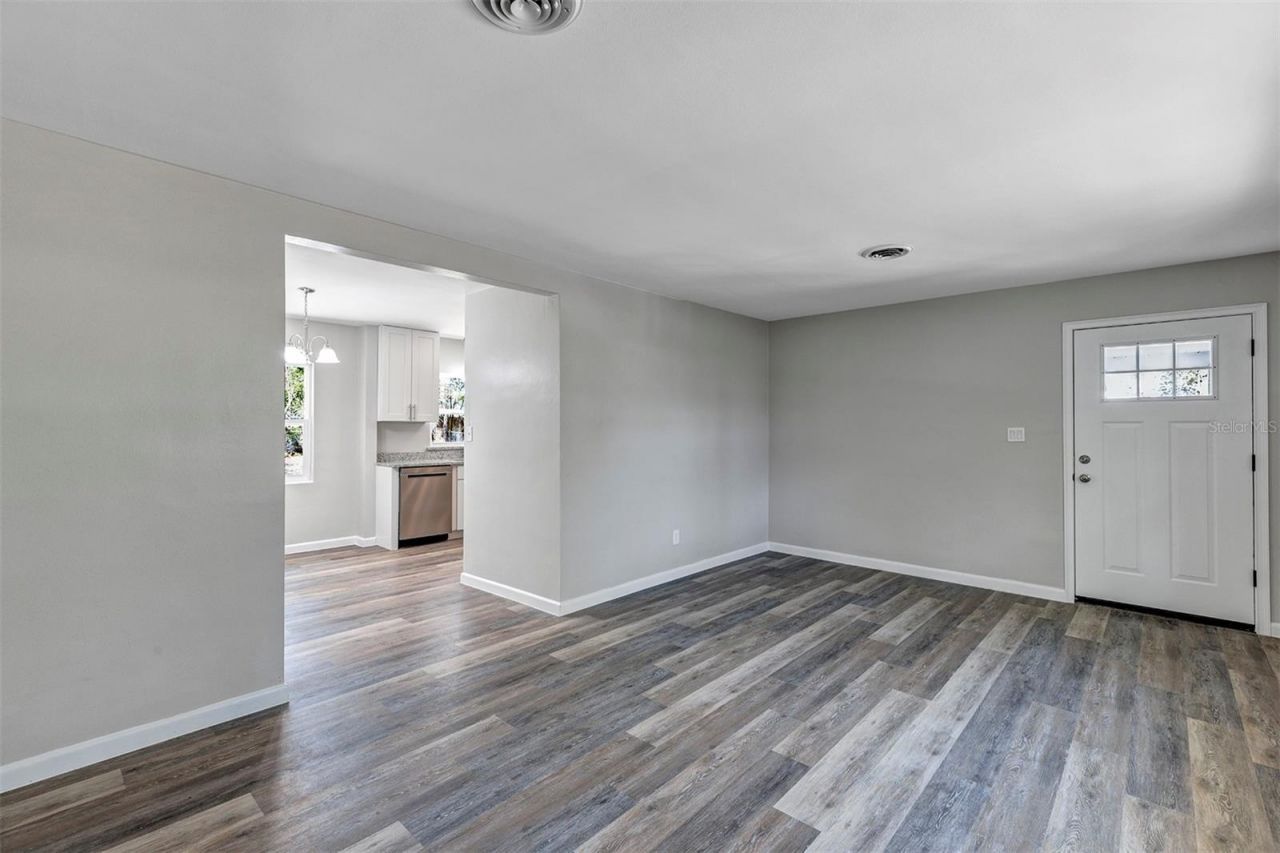 14 Sunshine Boulevard, Deland, FL 32724 Photo