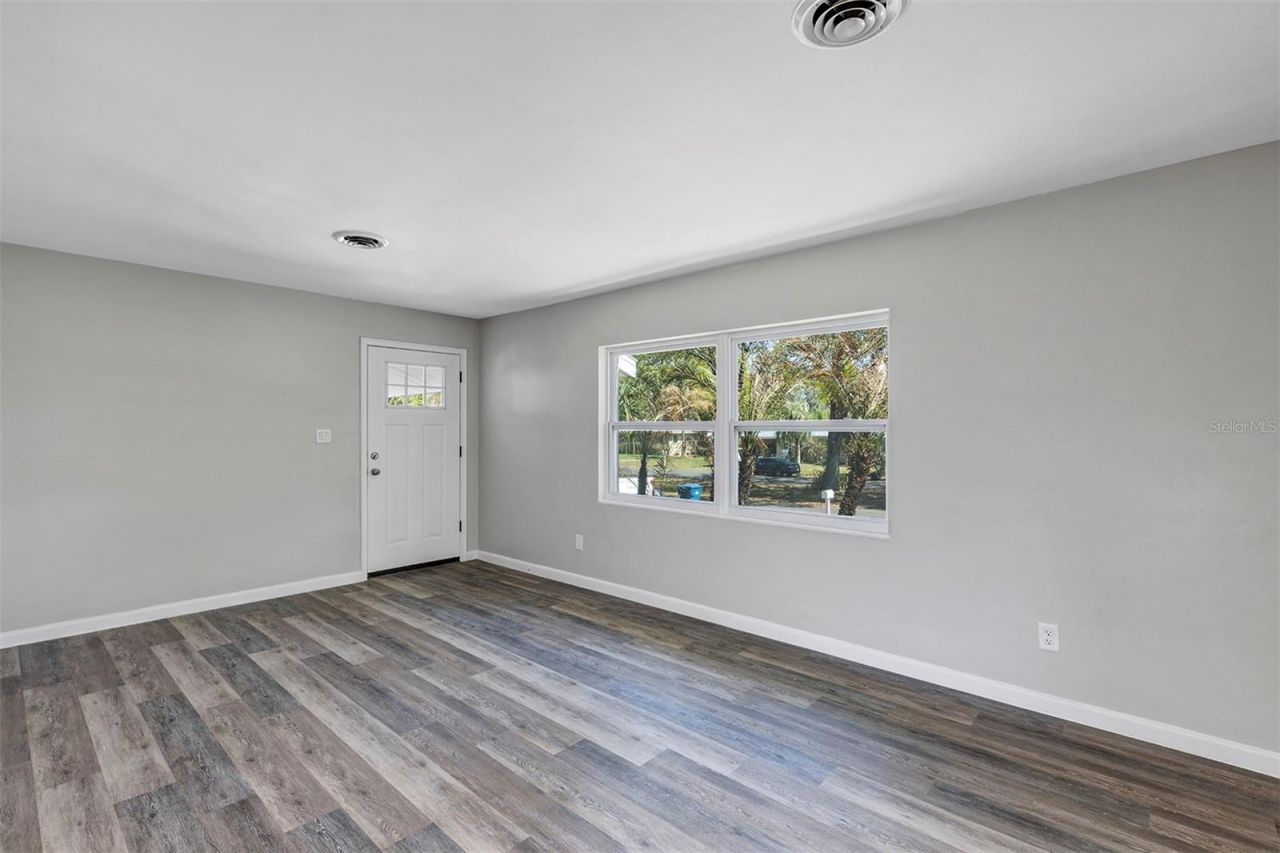 14 Sunshine Boulevard, Deland, FL 32724 Photo