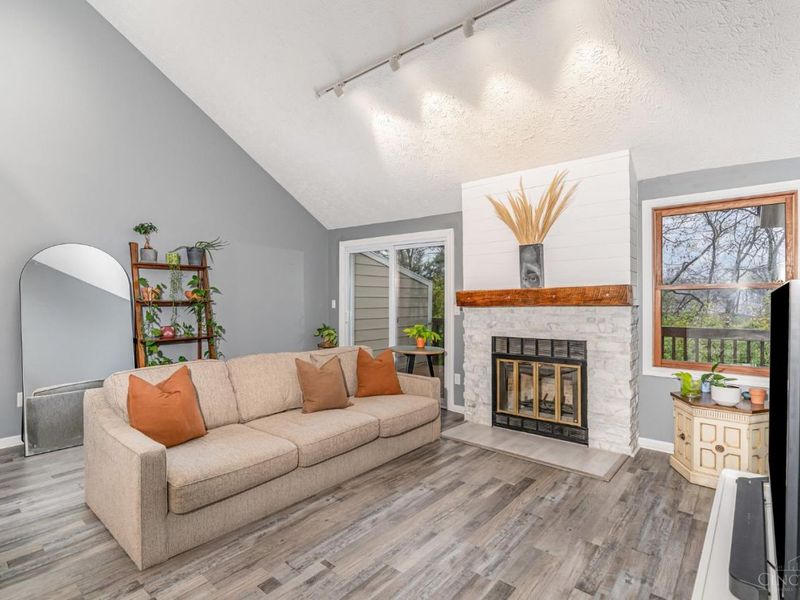 11807 Vaukvalley Lane, Symmes Township, OH 45249 Photo 10