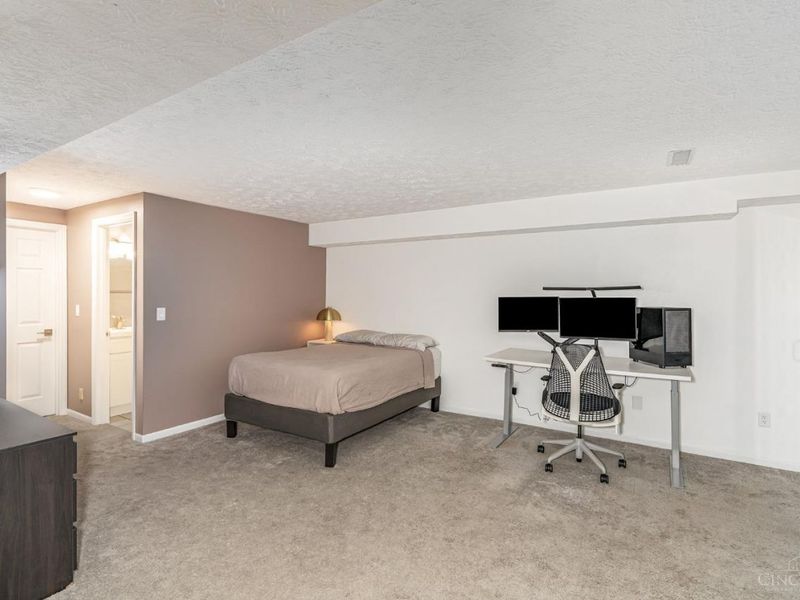 11807 Vaukvalley Lane, Symmes Township, OH 45249 Photo 19