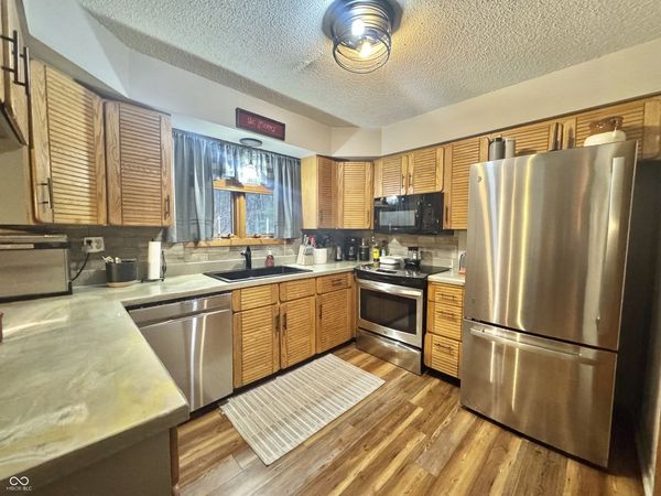 13877 S Private Road 685 W, Jasonville, IN 47438