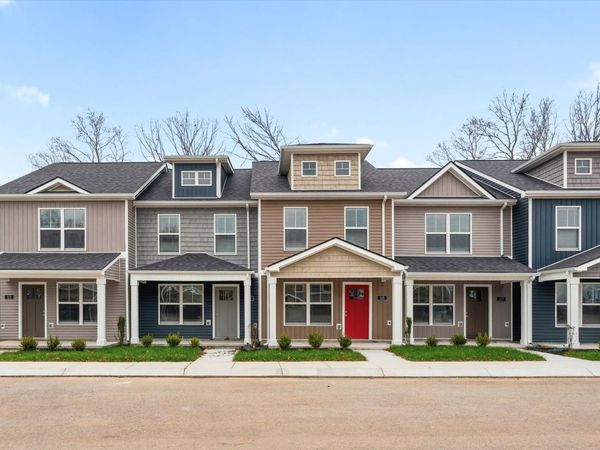 119 Quarry Point Dr , Clarksville, TN 37043