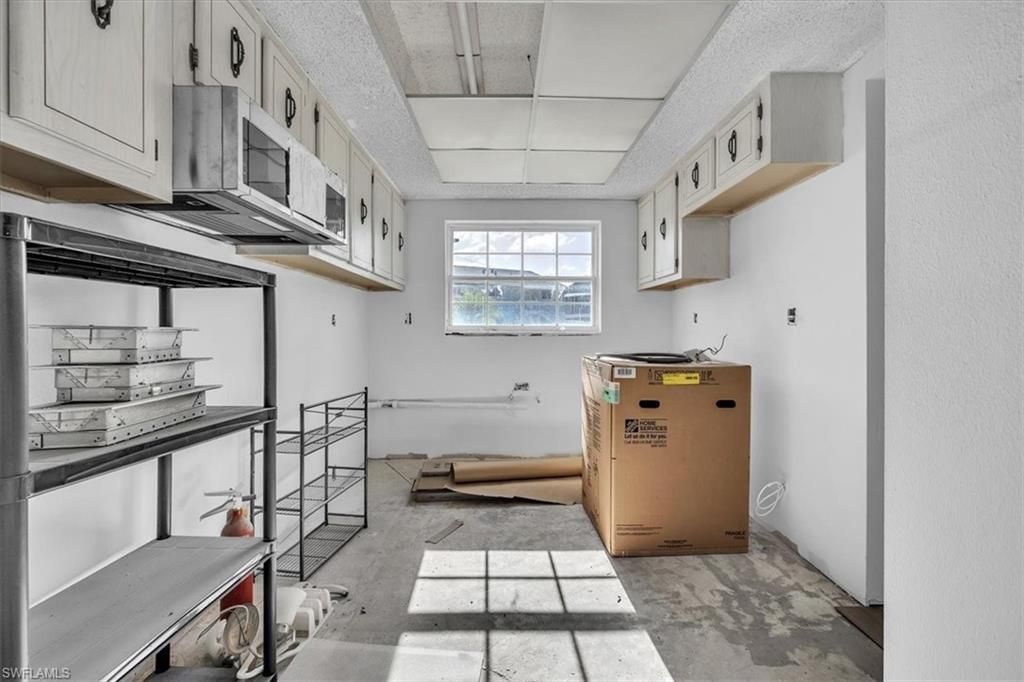 7043 New Post Dr , Unit 1, North Fort Myers, FL 33917 Photo