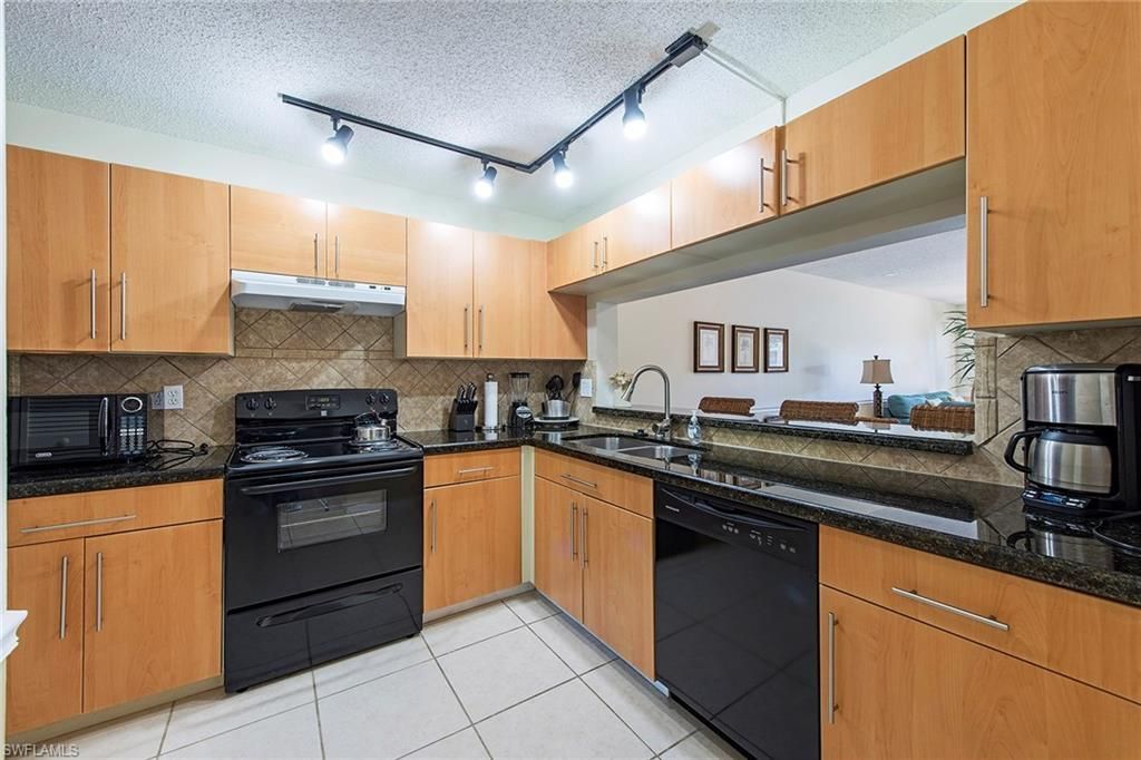 1290 Yesica Ann Cir, Unit G-105, Naples, FL 34110 Photo