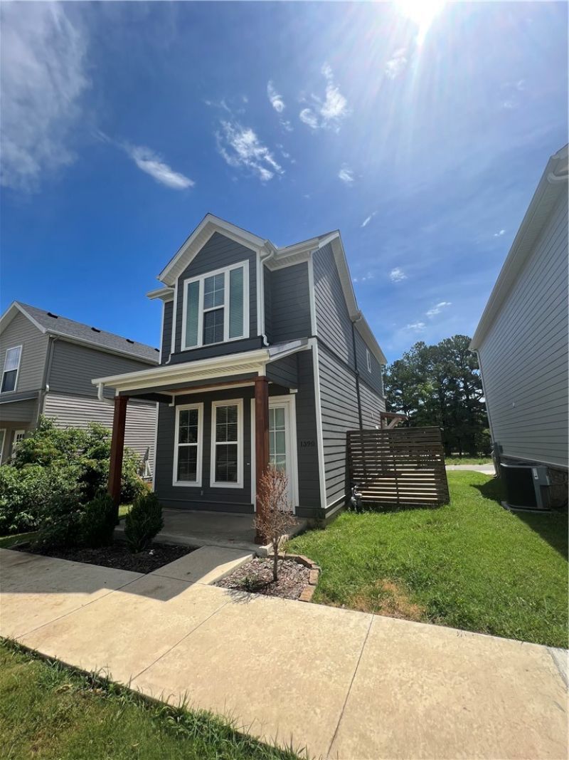 1390 S Duncan Avenue, Fayetteville, AR 72701 Main Photo