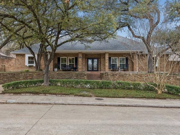 9631 Hilldale Drive , Dallas, TX 75231