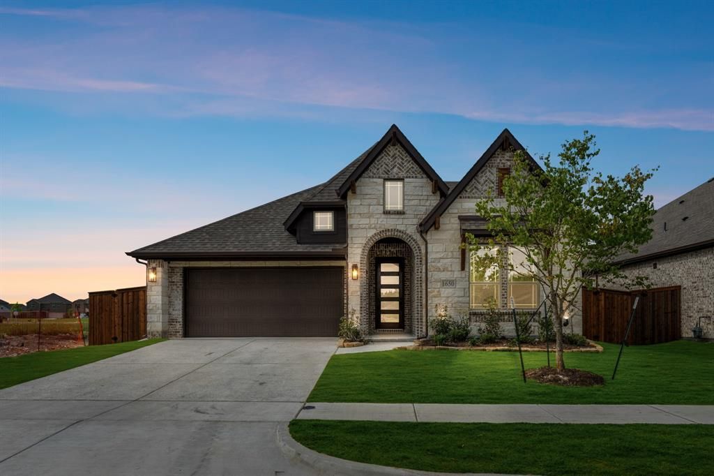 1650 Carlisle Drive, Cedar Hill, TX 75104 Main Photo