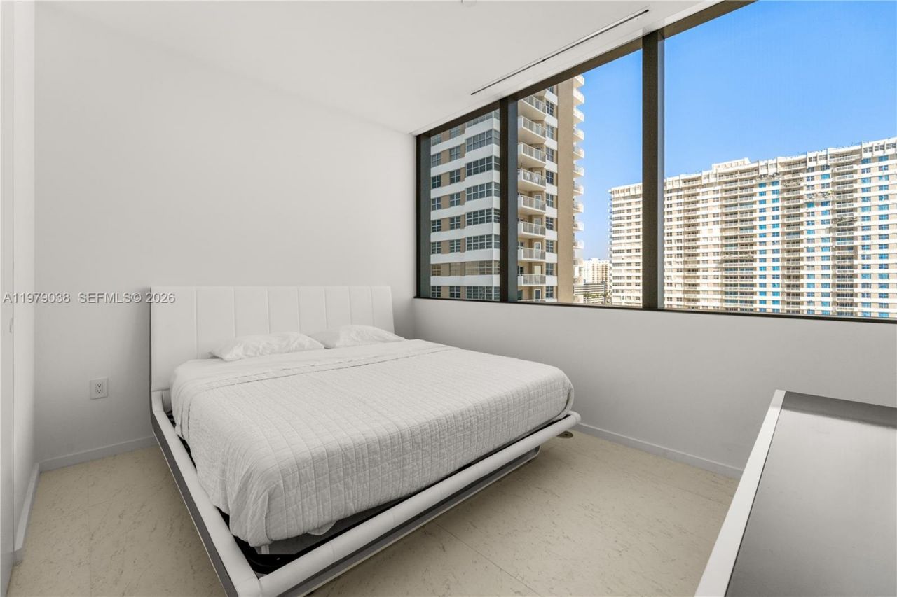 2000 S Ocean Dr, Unit 8A, Hallandale Beach, FL 33009 Photo
