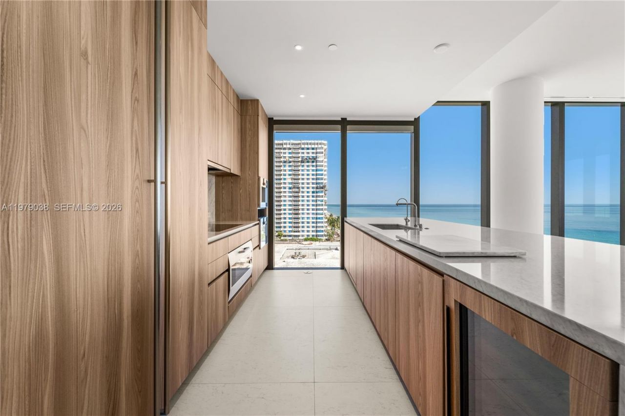 2000 S Ocean Dr, Unit 8A, Hallandale Beach, FL 33009 Photo