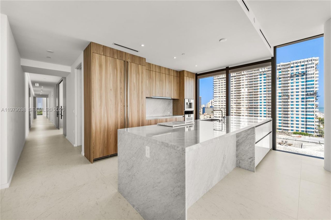 2000 S Ocean Dr, Unit 8A, Hallandale Beach, FL 33009 Photo