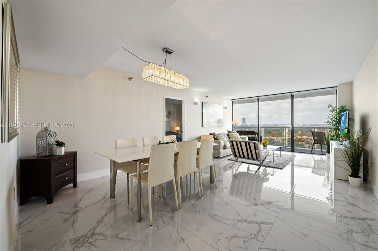 20505 E Country Club Dr, Unit 1231, Aventura, FL 33180 Photo