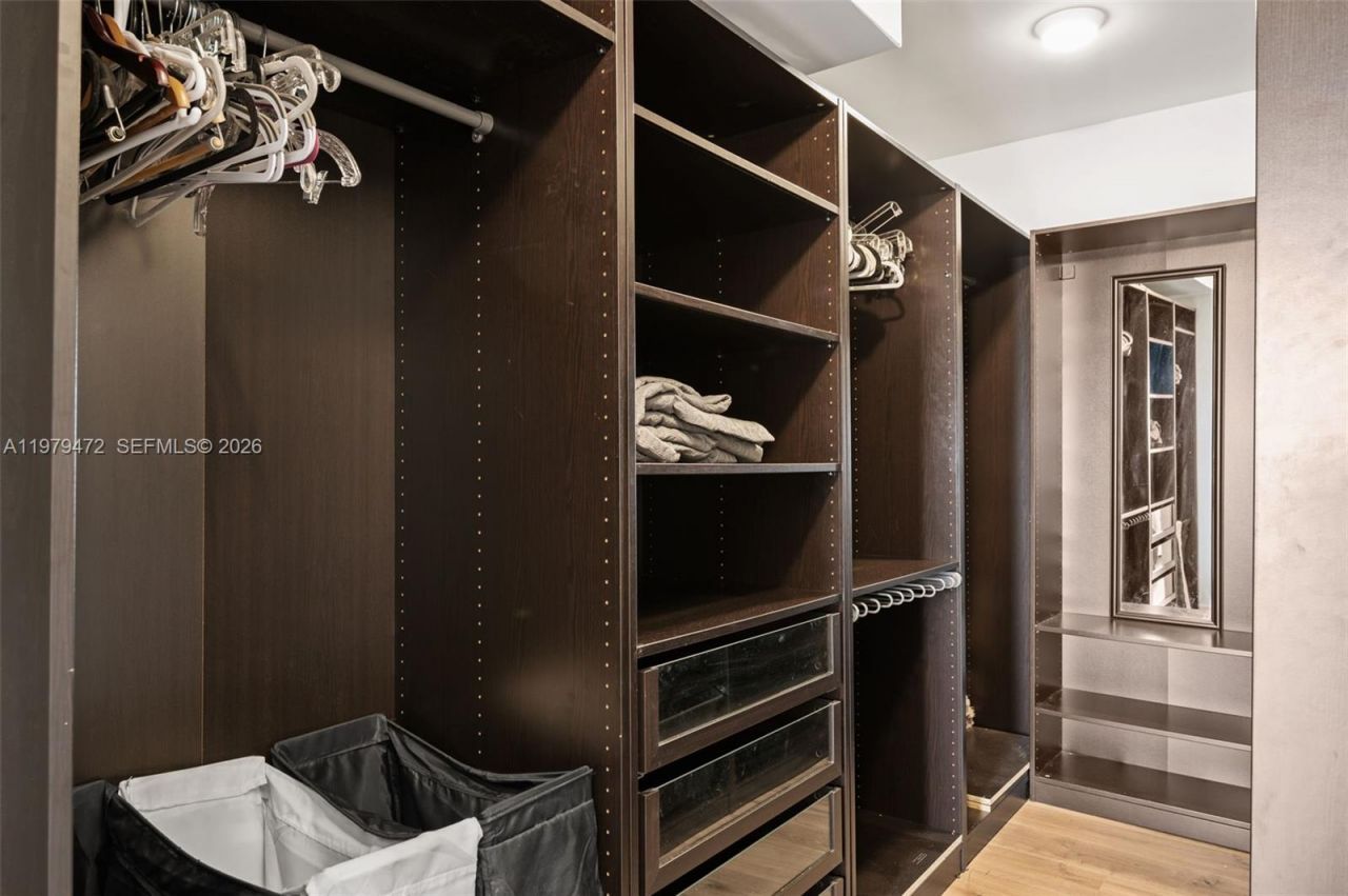 20505 E Country Club Dr, Unit 1231, Aventura, FL 33180 Photo