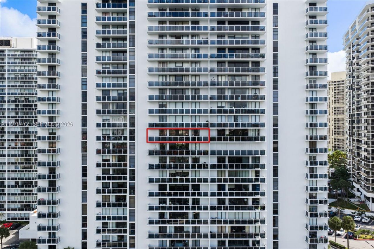 20505 E Country Club Dr, Unit 1231, Aventura, FL 33180 Photo