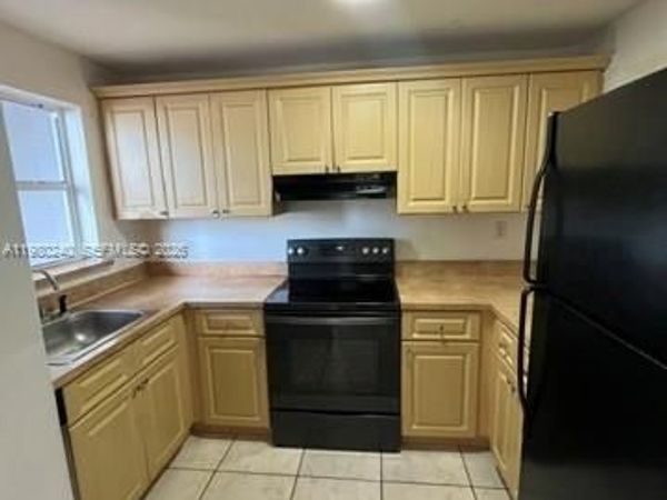 4331 W 11th Ln, Unit 65, Hialeah, FL 33012