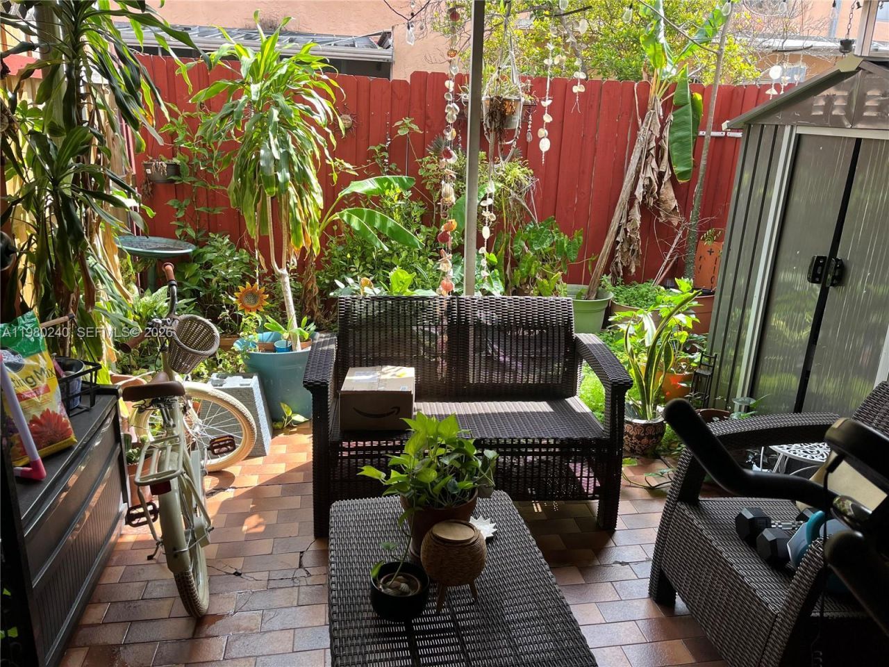 4331 W 11th Ln , Unit 65, Hialeah, FL 33012 Photo