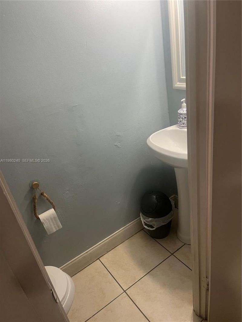 4331 W 11th Ln , Unit 65, Hialeah, FL 33012 Photo