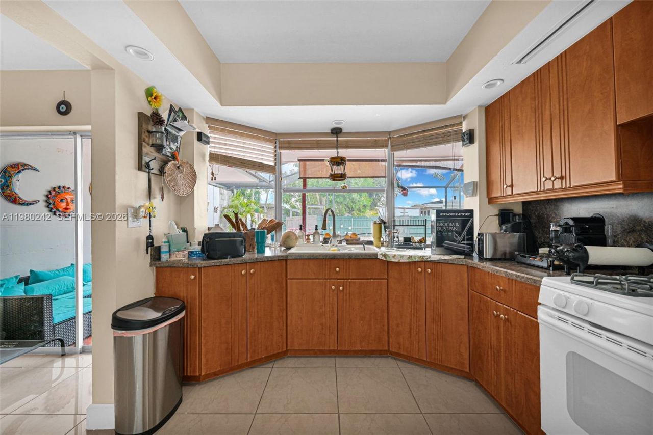 1811 Utopia Dr , Miramar, FL 33023 Photo