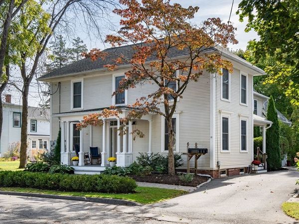 51A Phillips Pl, Unit 1, Northampton, MA 01060