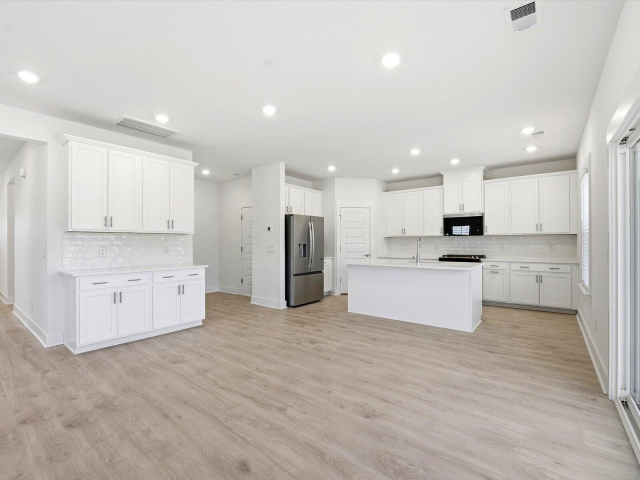 408 Radiant Blue Way Photo 17