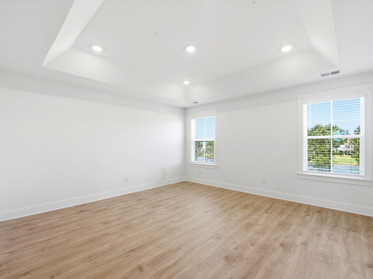 408 Radiant Blue Way Photo 19