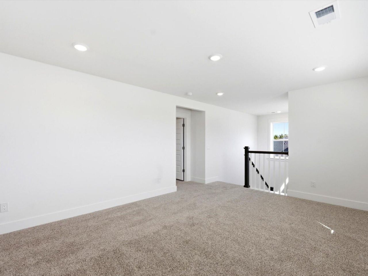 408 Radiant Blue Way Photo 23