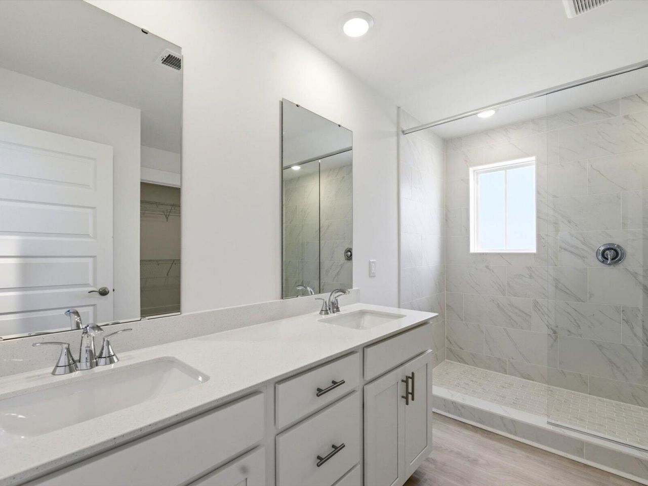 408 Radiant Blue Way Photo 24