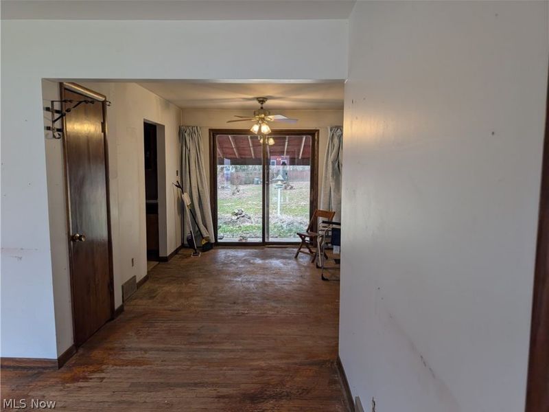 1294 Cherry Lane , Uniontown, OH 44685 Photo 21