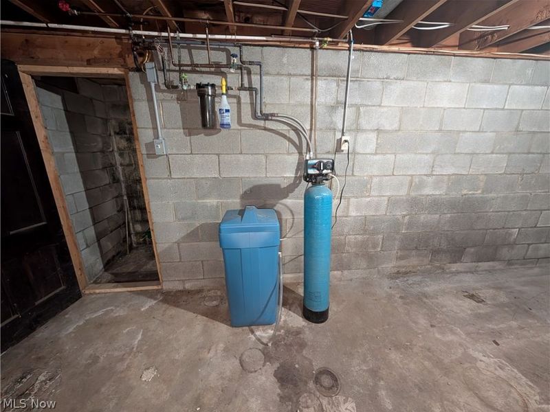 1294 Cherry Lane, Uniontown, OH 44685 Photo 37