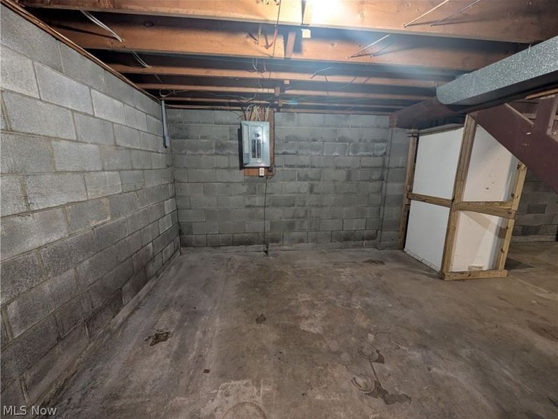 1294 Cherry Lane , Uniontown, OH 44685 Photo 39