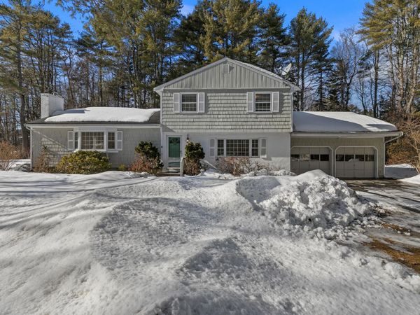 34 Sisquisic Trail, Yarmouth, ME 04096