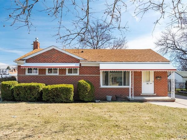9042 Harrison Street, Livonia, MI 48150