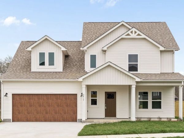 2417 Bucklin Dr , Clarksville, TN 37042