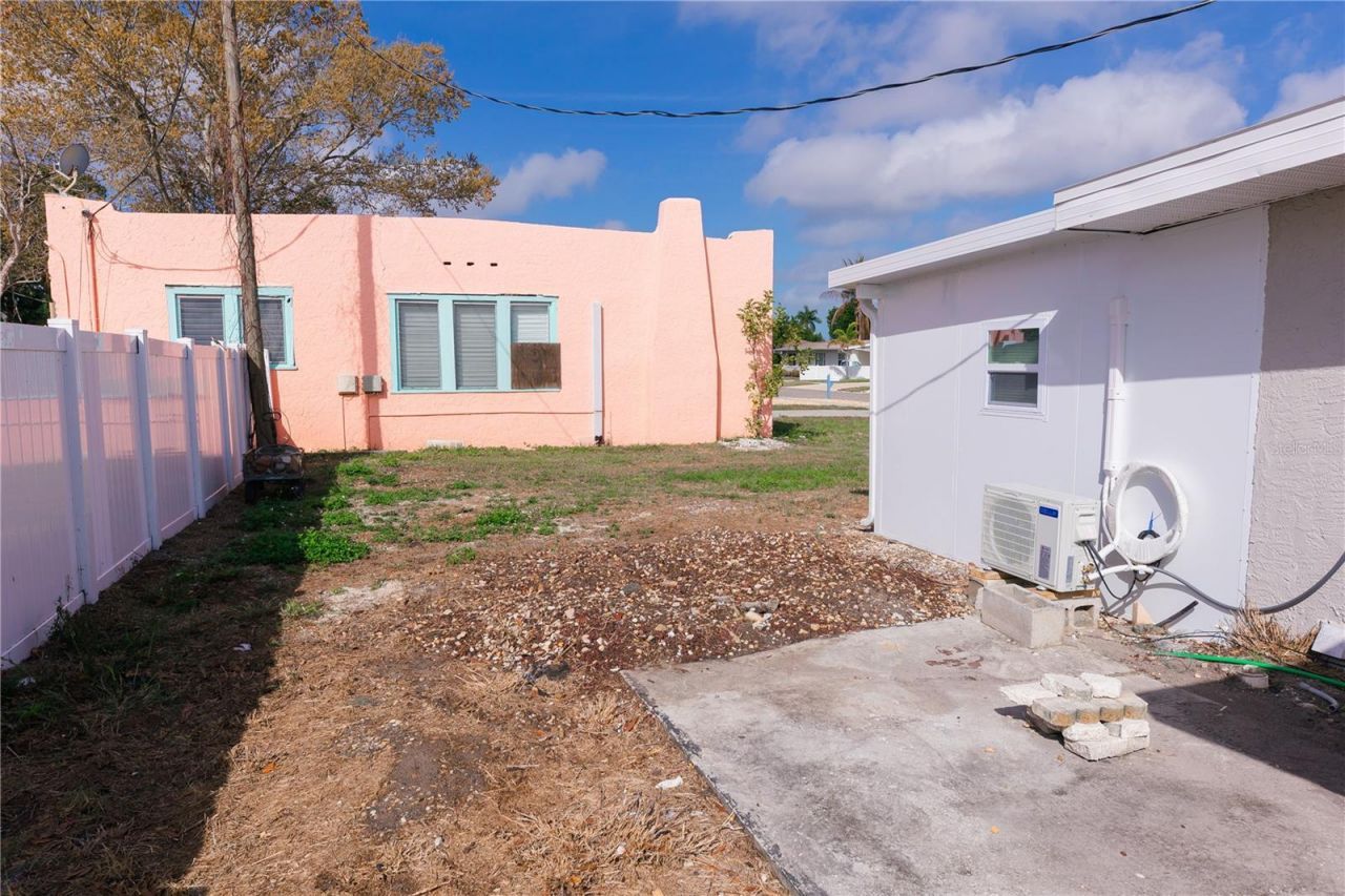 300 53rd Street W, Bradenton, FL 34209 Photo