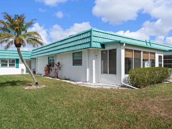 205 KINGS BOULEVARD , Unit 62, SUN CITY CENTER, FL 33573