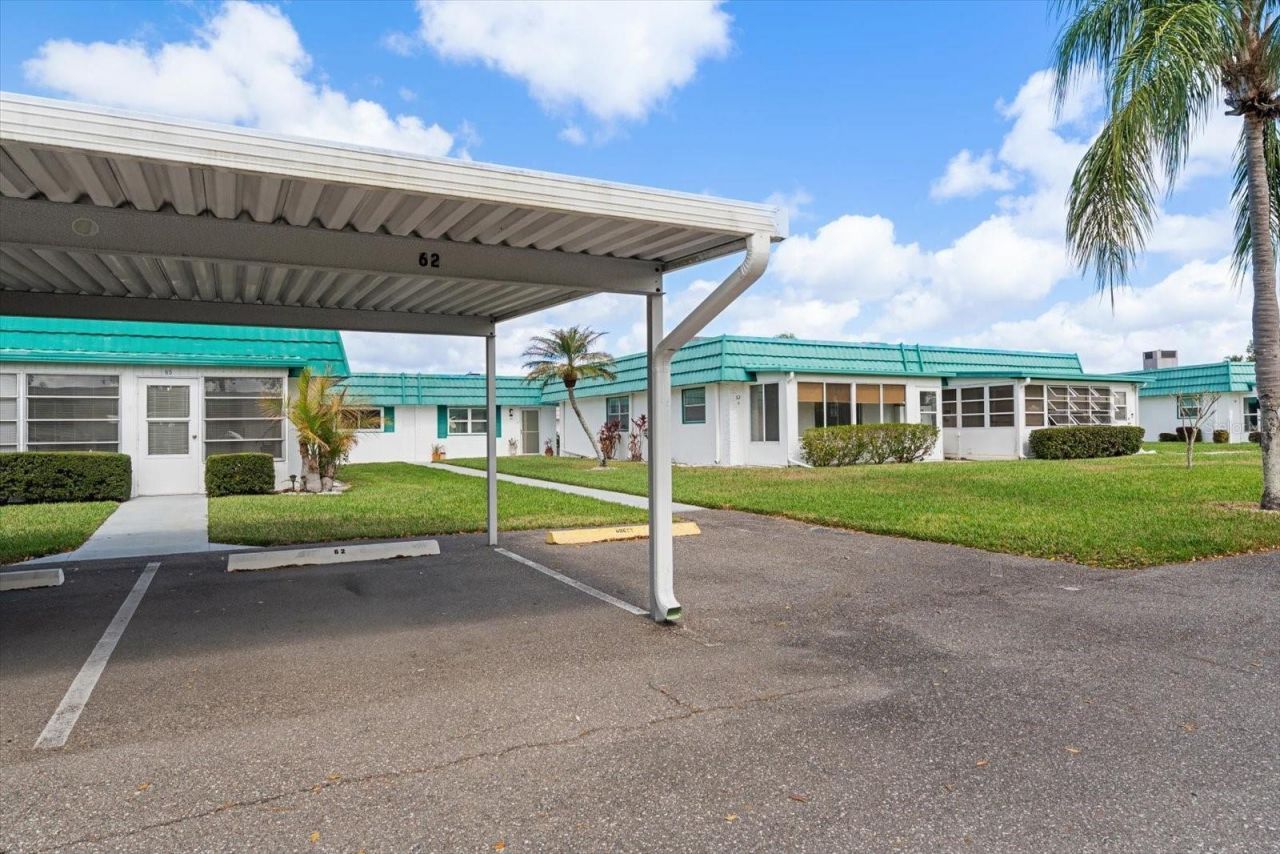 205 Kings Boulevard, Unit 62, Sun City Center, FL 33573 Photo
