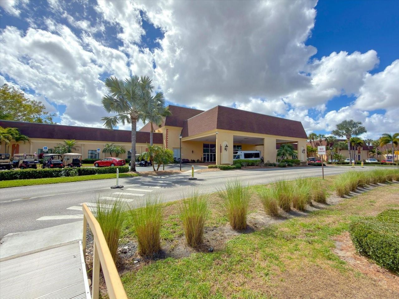 205 Kings Boulevard, Unit 62, Sun City Center, FL 33573 Photo