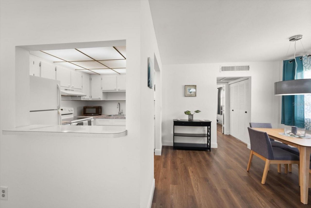 205 Kings Boulevard, Unit 62, Sun City Center, FL 33573 Photo