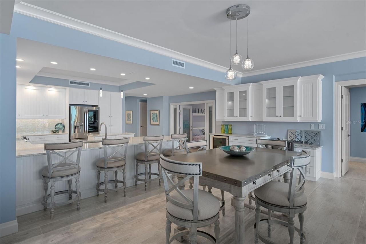 650 Collany Road, Unit 405, Tierra Verde, FL 33715 Photo