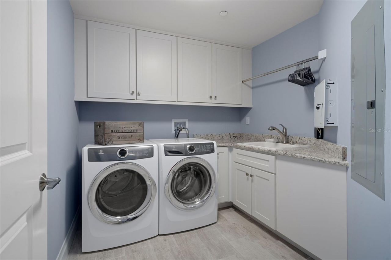650 Collany Road, Unit 405, Tierra Verde, FL 33715 Photo