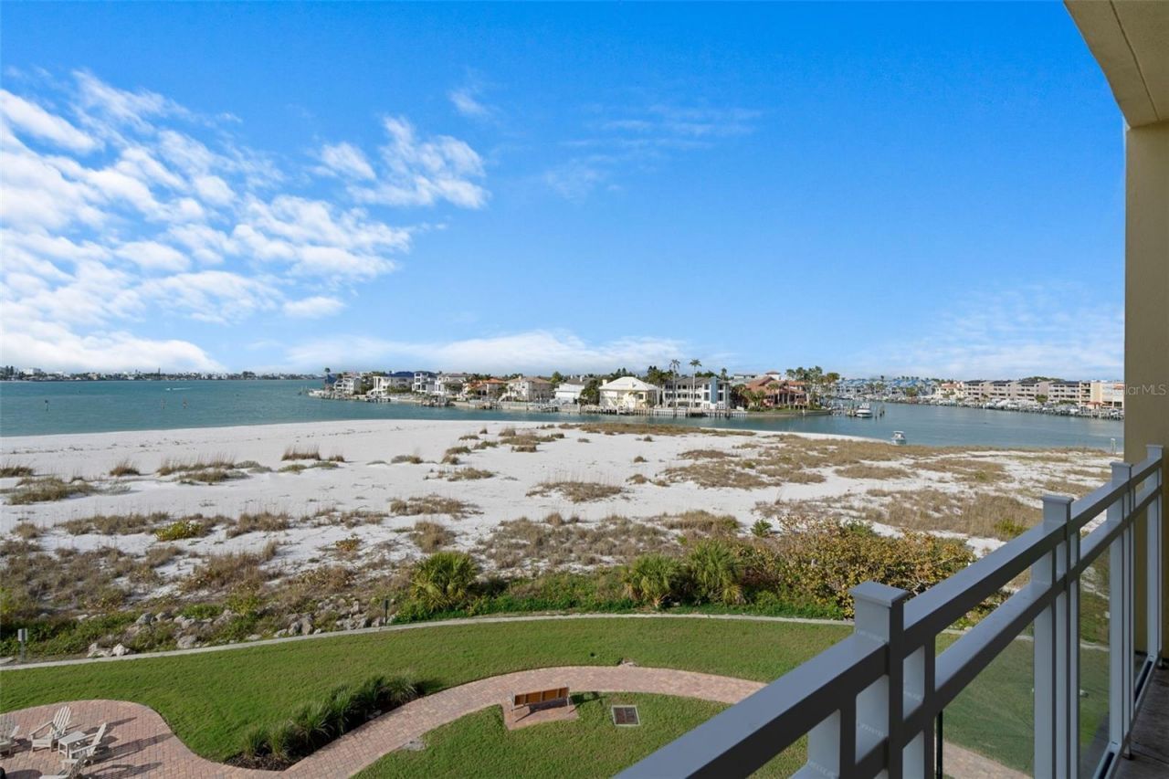 650 Collany Road, Unit 405, Tierra Verde, FL 33715 Photo