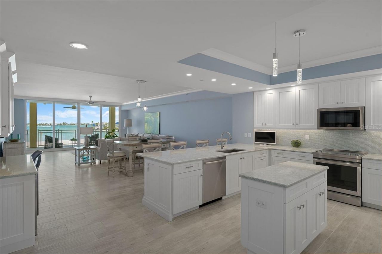 650 Collany Road, Unit 405, Tierra Verde, FL 33715 Photo