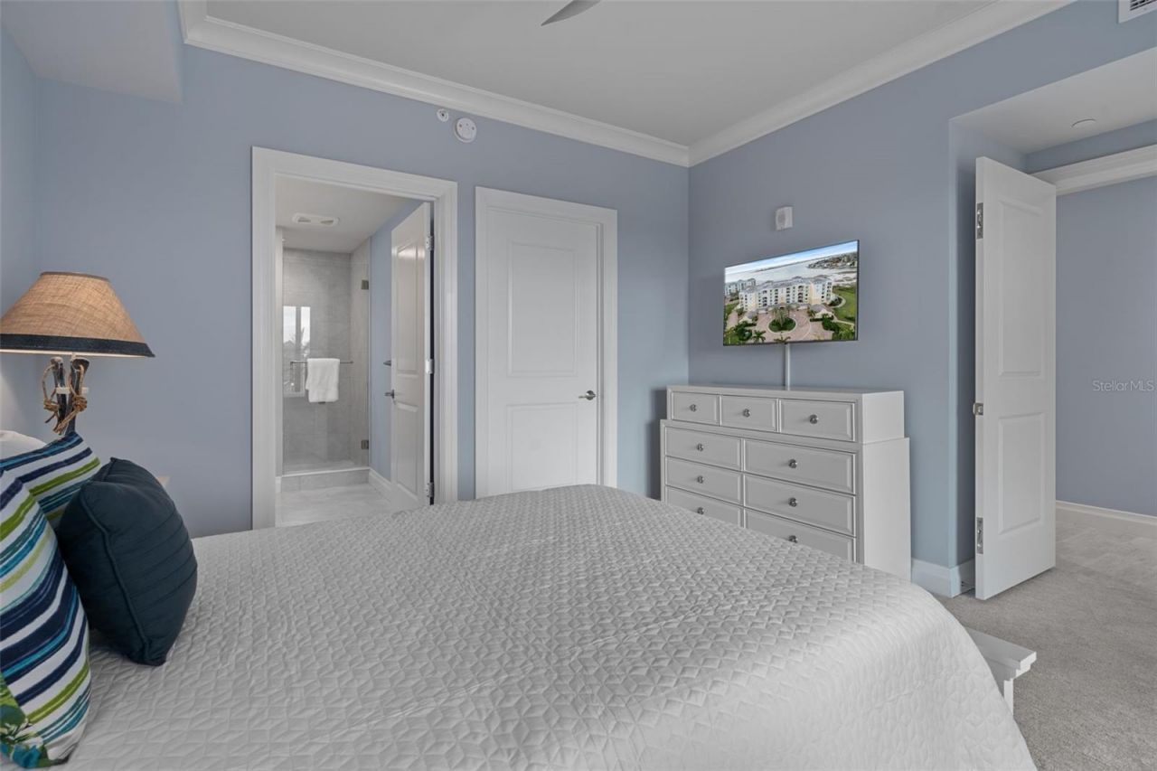 650 Collany, Unit 405, Tierra Verde, FL 33715 Photo