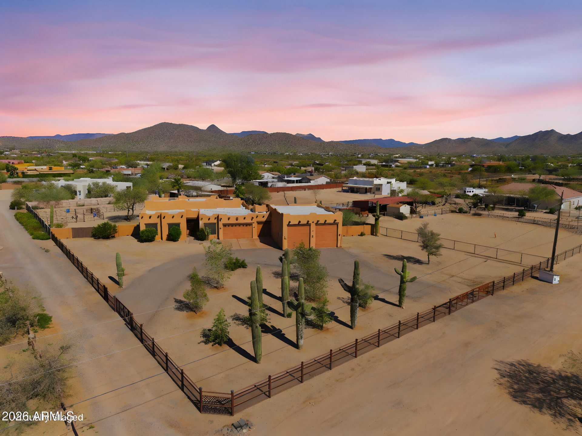 1114 E Carlise Road, Phoenix, AZ 85086 Main Photo
