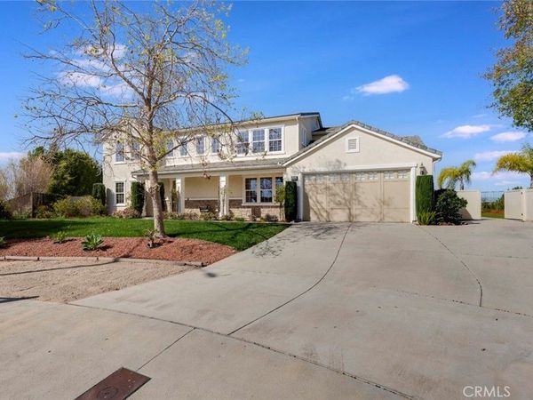 10641 N Lost Trail Avenue, Shadow Hills, CA 91040