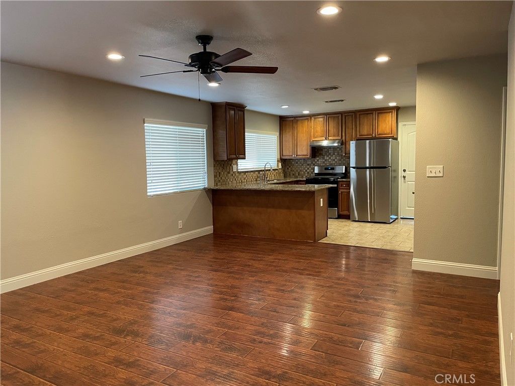 2538 N Thorne, Fresno, CA 93704 Main Photo