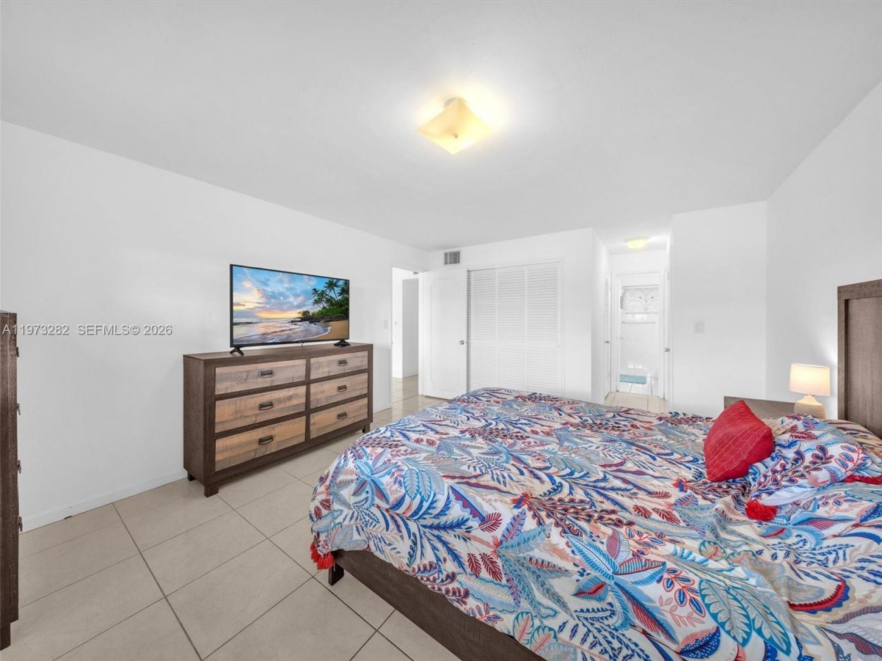 1530 NE 191st St , Unit 306, Miami, FL 33179 Photo