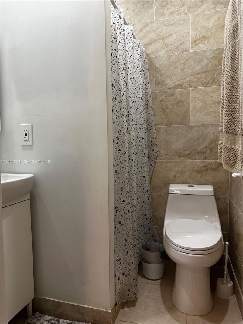 7540 SW 37th St , Miami, FL 33155 Photo