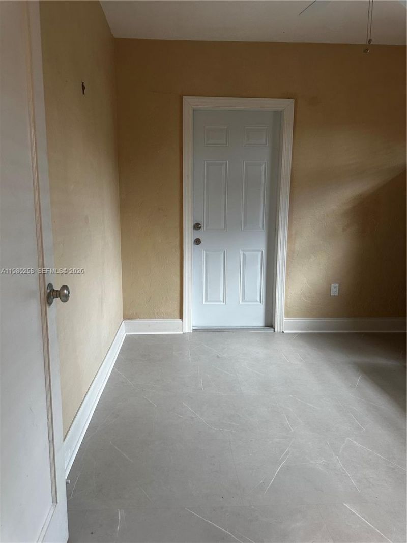 7540 SW 37th St , Miami, FL 33155 Photo