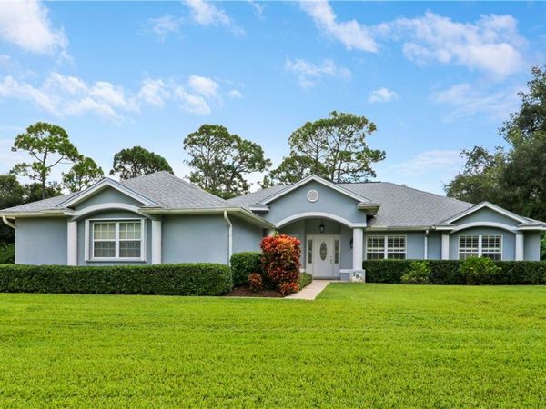 280 Nieuport Drive, Vero Beach, FL 32968
